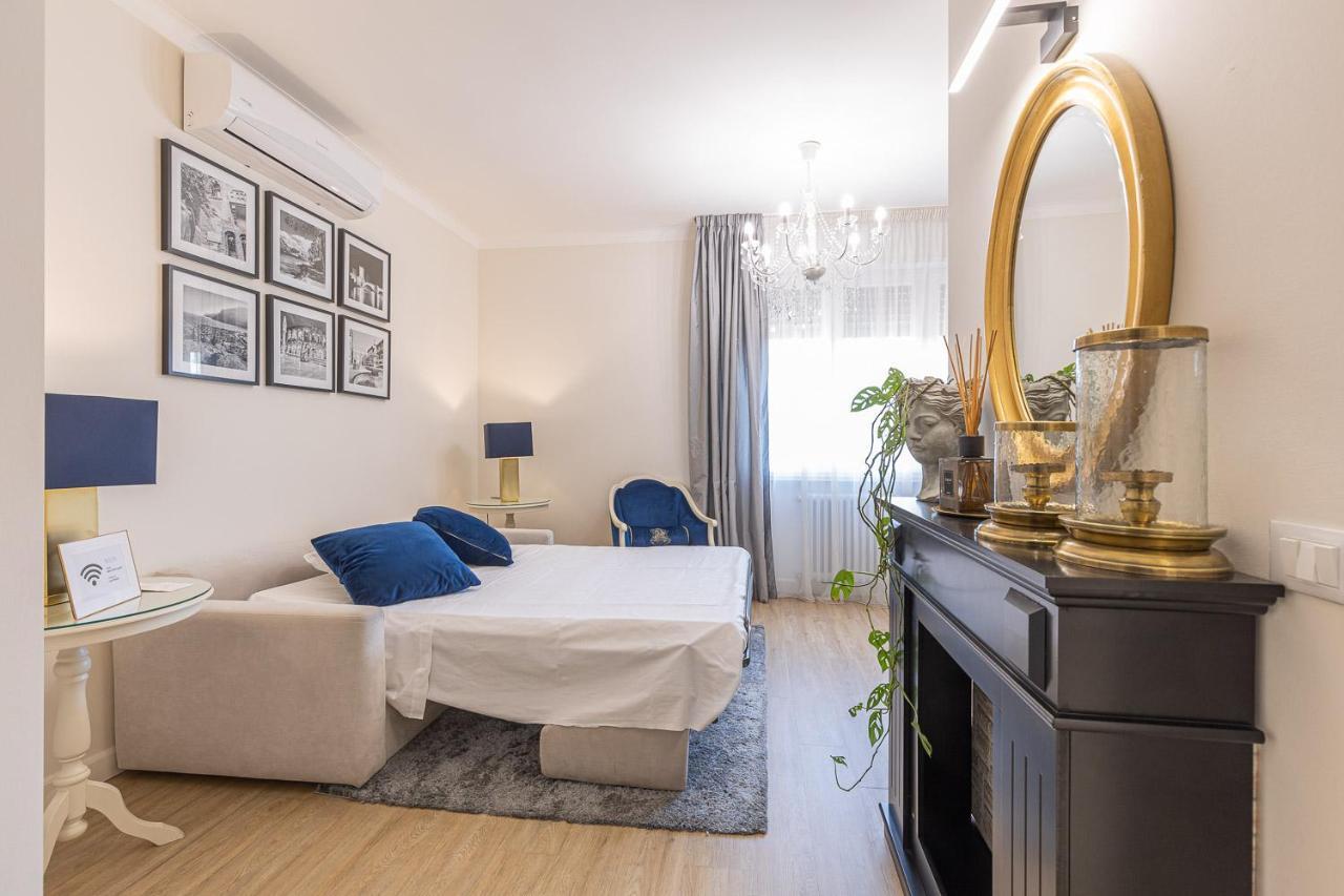 Crys: Apartments, Holiday, Business, Blu Верона Экстерьер фото