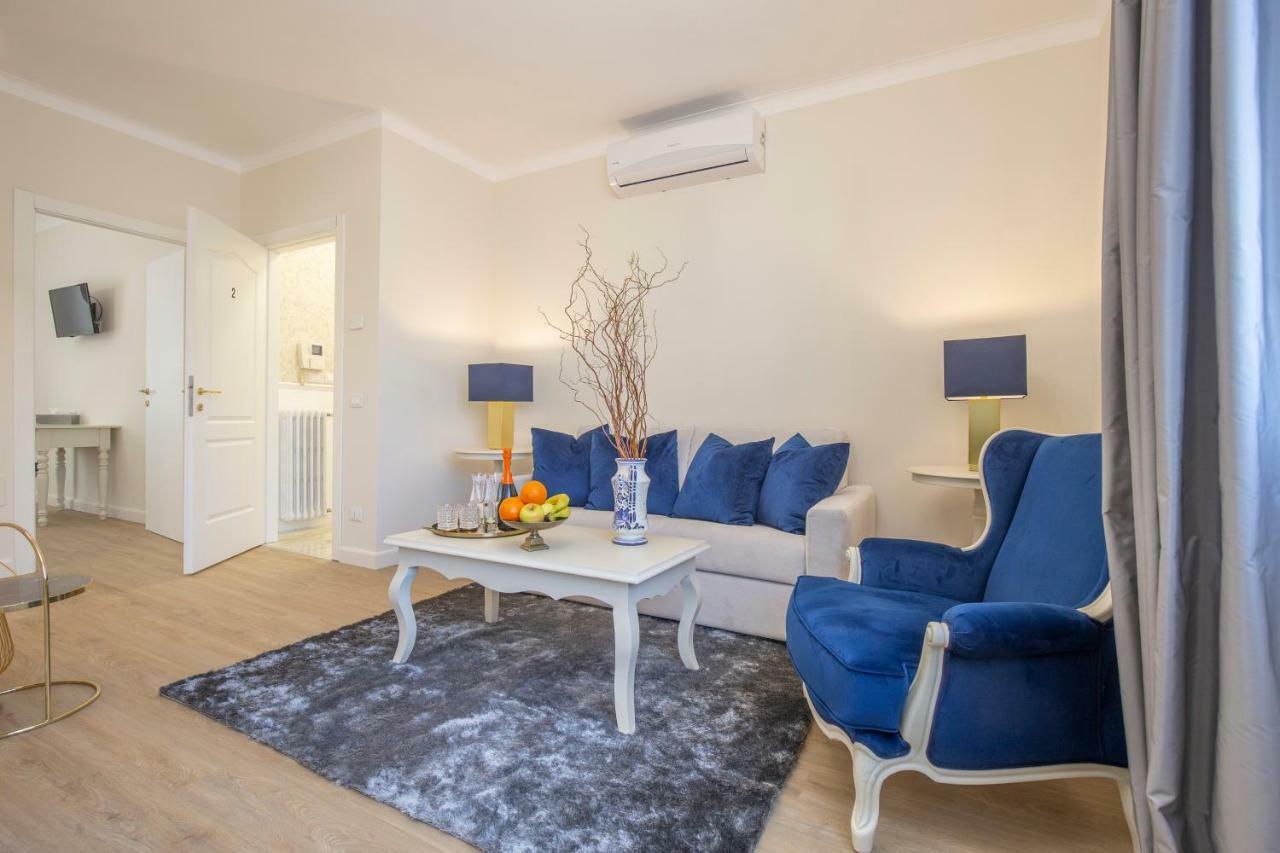 Crys: Apartments, Holiday, Business, Blu Верона Экстерьер фото